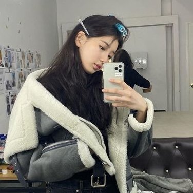 b4 kpop i had big problems but now , im asking myself if ryujin had a good day or not @BTXCELABELS