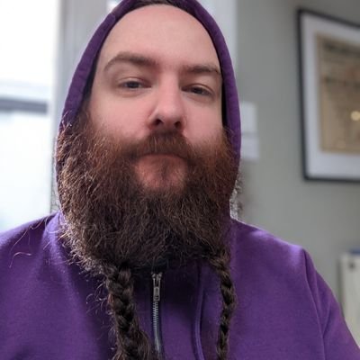 👨: UK Gamer, streaming on Twitch! 🏳️‍🌈
🕹: Space Engineers
🎲: D&D, 3D art
📧: business@gleebtorin.com
♂: He/They