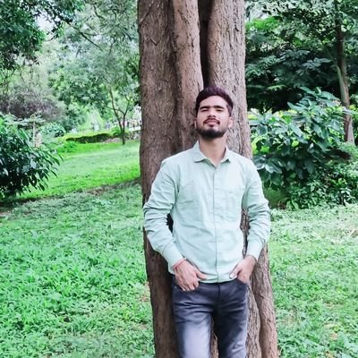 SurajKu88985273's profile picture. student