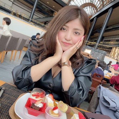 『LL姉妹』、『SHOJI TV』でYouTubeしてます🧡 ぜひチャンネル登録お願いします❤プロフィールから飛べます✈️🇯🇵➕🇵🇭➕🇪🇸 #ネイル💅#進撃のノア