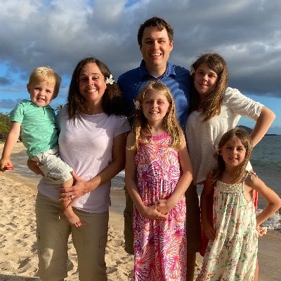 Wife to an amazing husband. Mom of 4 incredible kids. Embracing this crazy, blessed life of ours. UCF alum. Former Disney writer.