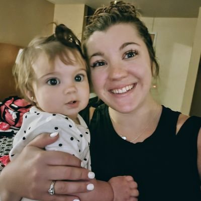 Mandileighhh's profile picture. 