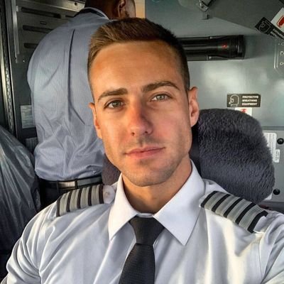 Frank28053411's profile picture. 