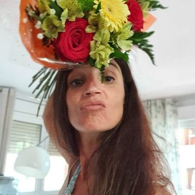 lamagdaprofe's profile picture. PROFESSORA DE DIBUIX, MOODELERA I INTERESSADA EN CULTURA VISUAL, REALITAT AUGMENTADA, VIRTUAL, I EL QUE VINDRÀ... A YOUTUBE @lamagdaprofe