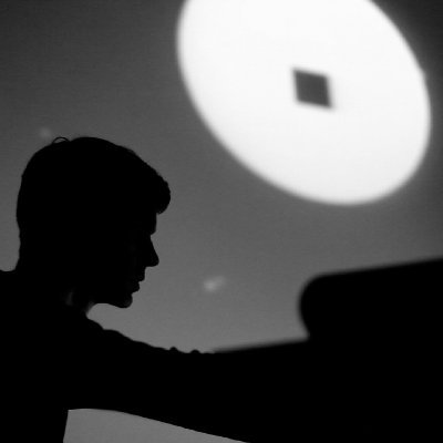 Piano, synths, electronic music #Spotify : https://t.co/SZi2DouIoM