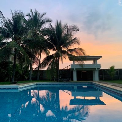 Villa privada frente al mar , guarda momentos con familia y amigos . Privada. Completa. #surfcity