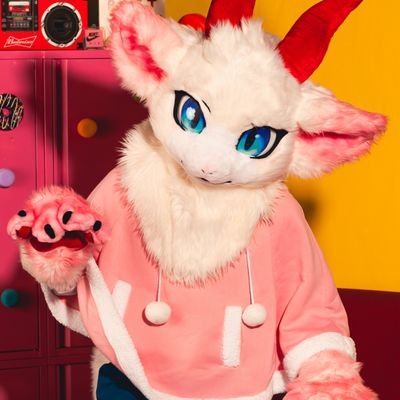 Terri_Universe's profile picture. 푹신한 드래곤 테리의 퍼슈트계! 본계는 @a5858a3
English, Korean, Japanese(W/translator), FL
#TerriTheDragon
인장 빌트님촬