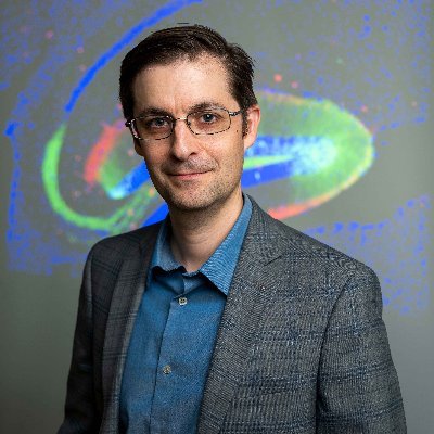 Physicist and neuroscientist using optics and virtual reality to understand neurons, the brain and behavior.