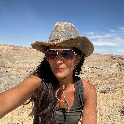 Lindsay Zanno Profile