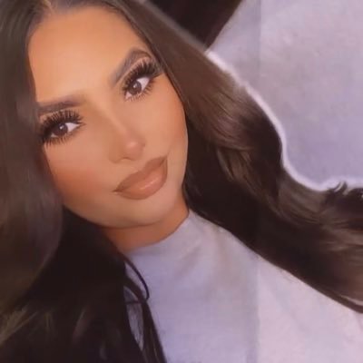goldenqueenarii Profile Picture
