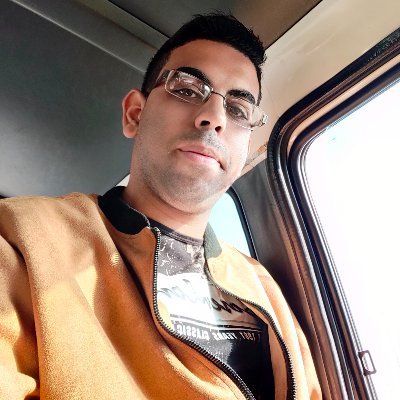 Ahmed Ramadan 
Graphic Designer 
Faculty of commerce
28 year's 
Barcelona
Footballer
Youtube channel - Ramadonista

https://t.co/iaAI5Py4rY