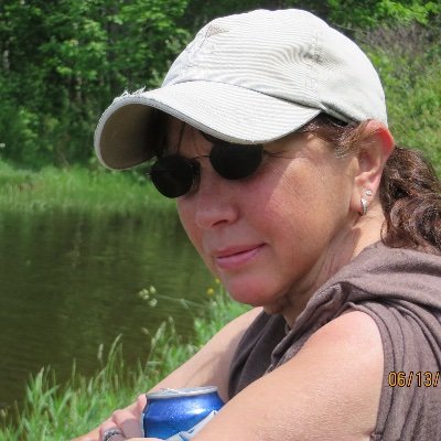 17frutygoat's profile picture. 