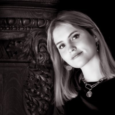 ClaireRDunham's profile picture. (she/her) Journalist studying at Emerson College. Music lover. Vintage fashion lover. Contact me: claire_dunham@emerson.edu