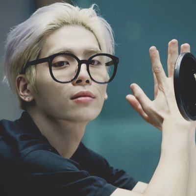 puppyIixie's profile picture. jonghyun says fuck transphobes | 21 |