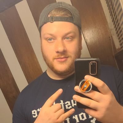 Garretteatspie's profile picture. 