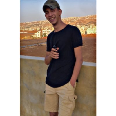 لا ترد العيب بلعيب خلي روحك حلوة و أكسب الناس بلطيب 🦅