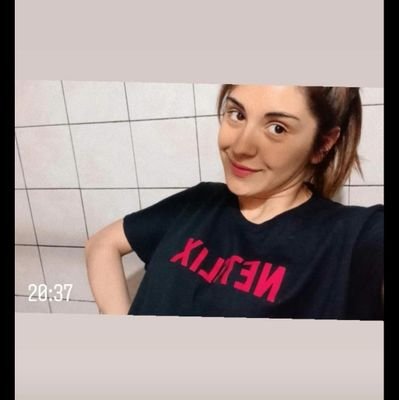 ®omita🪐
•Chica tranquila sin nada para opinar•
Virgo.
-7-Sep.
