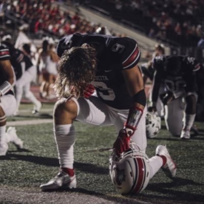 JonahCaseltine's profile picture. USNA 26’