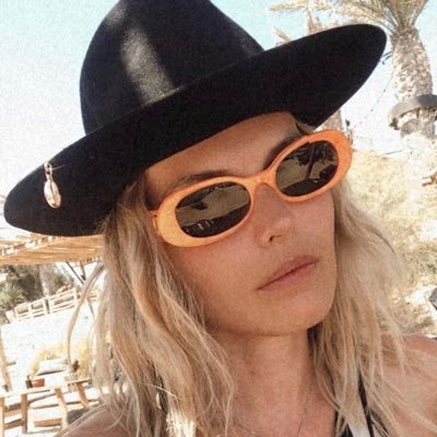 CassidyCollects's profile picture. 