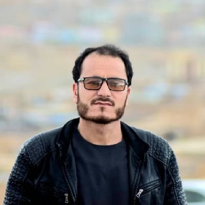 •هدف گزاری، تلاش و توکل رمز پیروزی هر کاری است.
• بجای مهم بودن، برای مردم و میهن خود مفید باشیم.