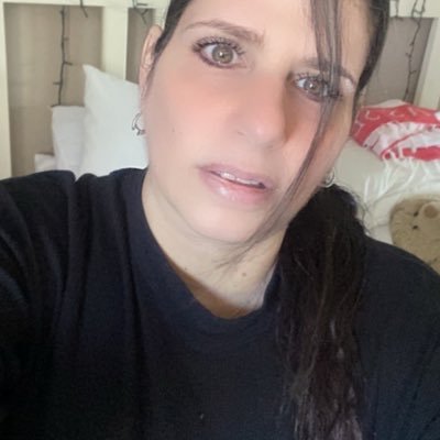 ZaherLaura's profile picture. 101%Madridista🏆Leyendas infinitas del Real Madrid🤍 Sergio Ramos4 & Guty14 ♥️Soy 100% Barranquillera📍🔱 Mom of 2👩‍👧‍👦
