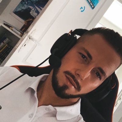 French player / 25y competitive player on call of duty for 😈 🤫 https://t.co/mXsmExiNPk