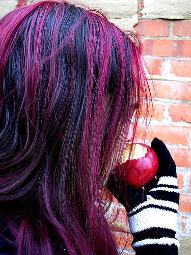 Sporkgal's profile picture. All around nerd.