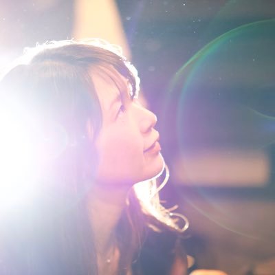 黄昏色の音楽を🌇シンガーソングライター/ピアノ弾き語り/🎧20th Anniversary Album『歌は涙でできている』→https://t.co/aWbqNBfG4A