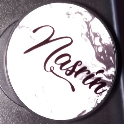 Nilofarnas's profile picture. Just be simple