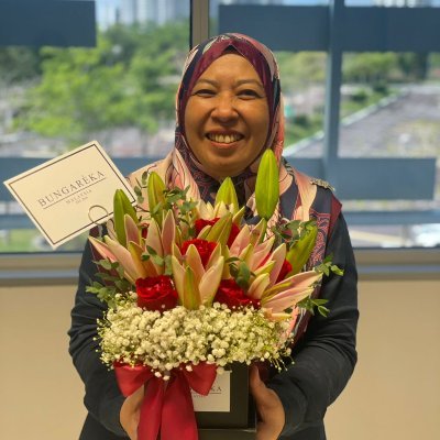 A Married Muslim Malaysian Mum interested in educational technology & dyslexia