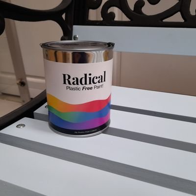 Radical Plastic Free Paint is neither an oil paint nor waterbased paint.  It is both!  Join us in our mission to revolutionise the paint industry.