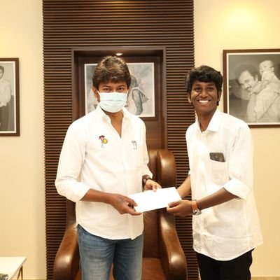 PothiesAbi's profile picture. 3வது வார்டு இளைஞர் அணி அமைப்பாளர் 🖤❤️
#Belongs to Dravidian Stocks🏴🚩
#Biomedical Engineer🤗🥰😊
#தமிழன்💪🔥