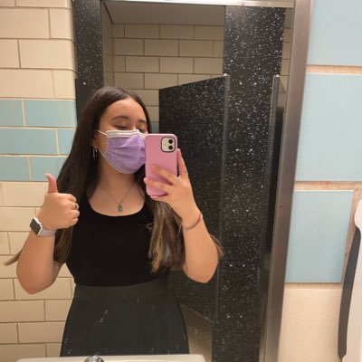 villanuevaln's profile picture. slay