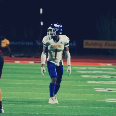 6’1 175 WR @ReiverFootball