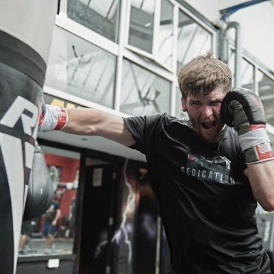 Professional Boxer 20-5-2
Fought for a few titles, had a few scraps on tv
Trained and guided by #GallaghersBoxingGym
Manchester