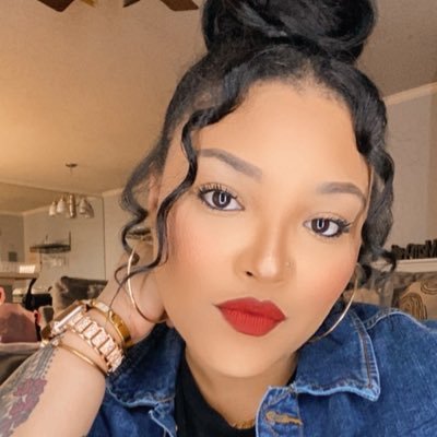 ODU Alum 💙 Owner of Bottle Beauties ✨For custom gifts and shirts https://t.co/GHTyJFWCBC