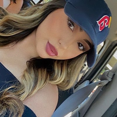 jennaamendozaaa's profile picture. 26 | Cali 🌴