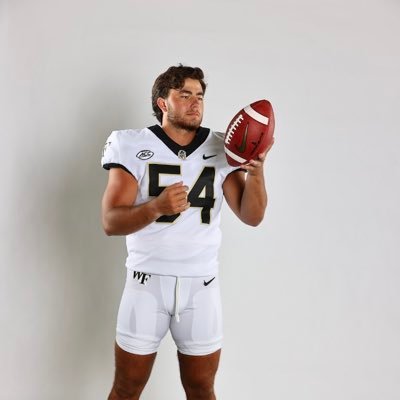 WillCobb31's profile picture. Wake Forest Football ‘24 🎩