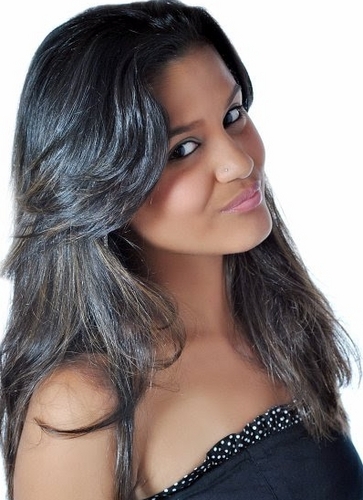 Euu Apeenas Uma Menina Que Sonha Alto ;*
Posso Não Ser Perfeitα, Mαis São Os Meus Defeitos Que fαzem eu ser Únicα. !