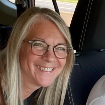 karenballinger's profile picture. i tweet all day in my mind. happy member of @SGCLouisville