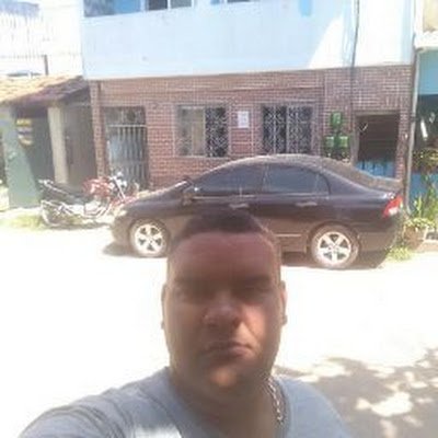 me chamo Fabio tenho 32 anos sou casado e não estou a preocura de ninguém nem amizade ok obrigado a todos me excluam de seus perfis