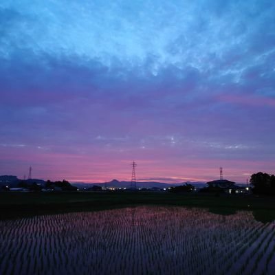 私の無意識領域です🍀 

これだけのアカウントなので、趣味やら裏表がつまっております。


すみっこぐらし、IZONE 、筋トレ、ダイエット、ＩＮＩ、心理学、美味しいもの、健康、あゆ、お笑い、自然、くすっとなるもの、優しさ、あとは察していただけると(^^