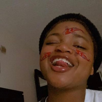 LaylaFrazier18z's profile picture. 