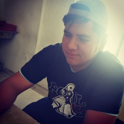 MikeRodriguezLi's profile picture. musico