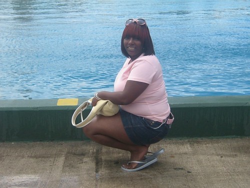HARD WORKING MOTHER OF ARKERIA FARELAS LOVE OF MY LIFE. DIE HARD URBAN BOOK READER, I LOVE TO SPEND TIME WITH MY FAMILY AND DON'T TAKE ANY SHIT