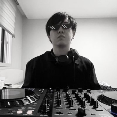 GITADORA / SDVX / photographer / motion grapher / video artist / DTMer / producer / beginner DJ