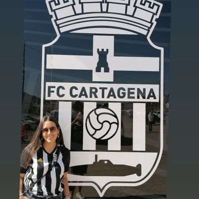 marta_ct2's profile picture. Cartagenera y bioquímica. 
Me gustan los microscopios, los koalas, las margaritas, La Azohía y el Efesé.