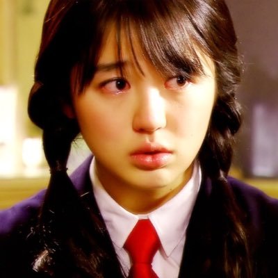 EnDOfFcKinGWrLd's profile picture. 눈물 따윈 없어 못 써 폼생폼사야