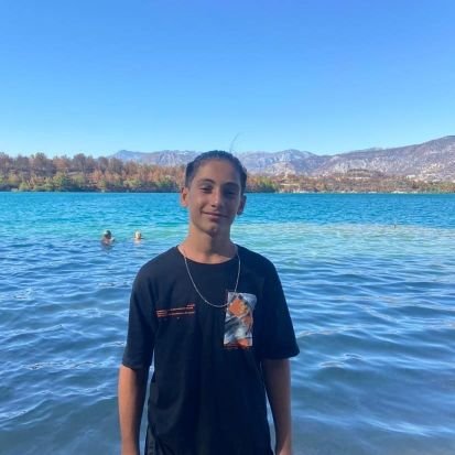 Mustafa74637143's profile picture. 