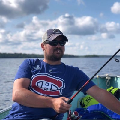 🇨🇦🇨🇭Organic Dairy Farmer, International Business Grad, Sports Enthusiast. Content Contributor @theahlreport @rocketsports via @thehockeynews - Montreal